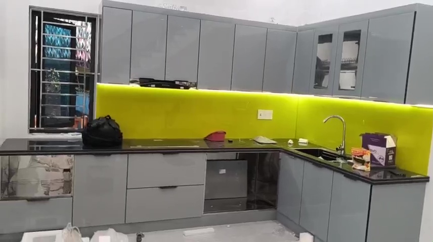 Tủ bếp inox cánh kính Myhome thi công tại Kim Động Hưng Yên