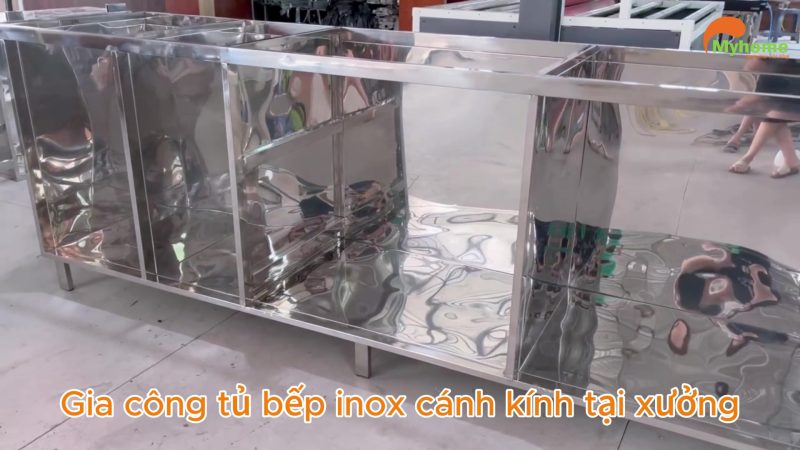 Thùng tủ bếp chất liệu inox 304